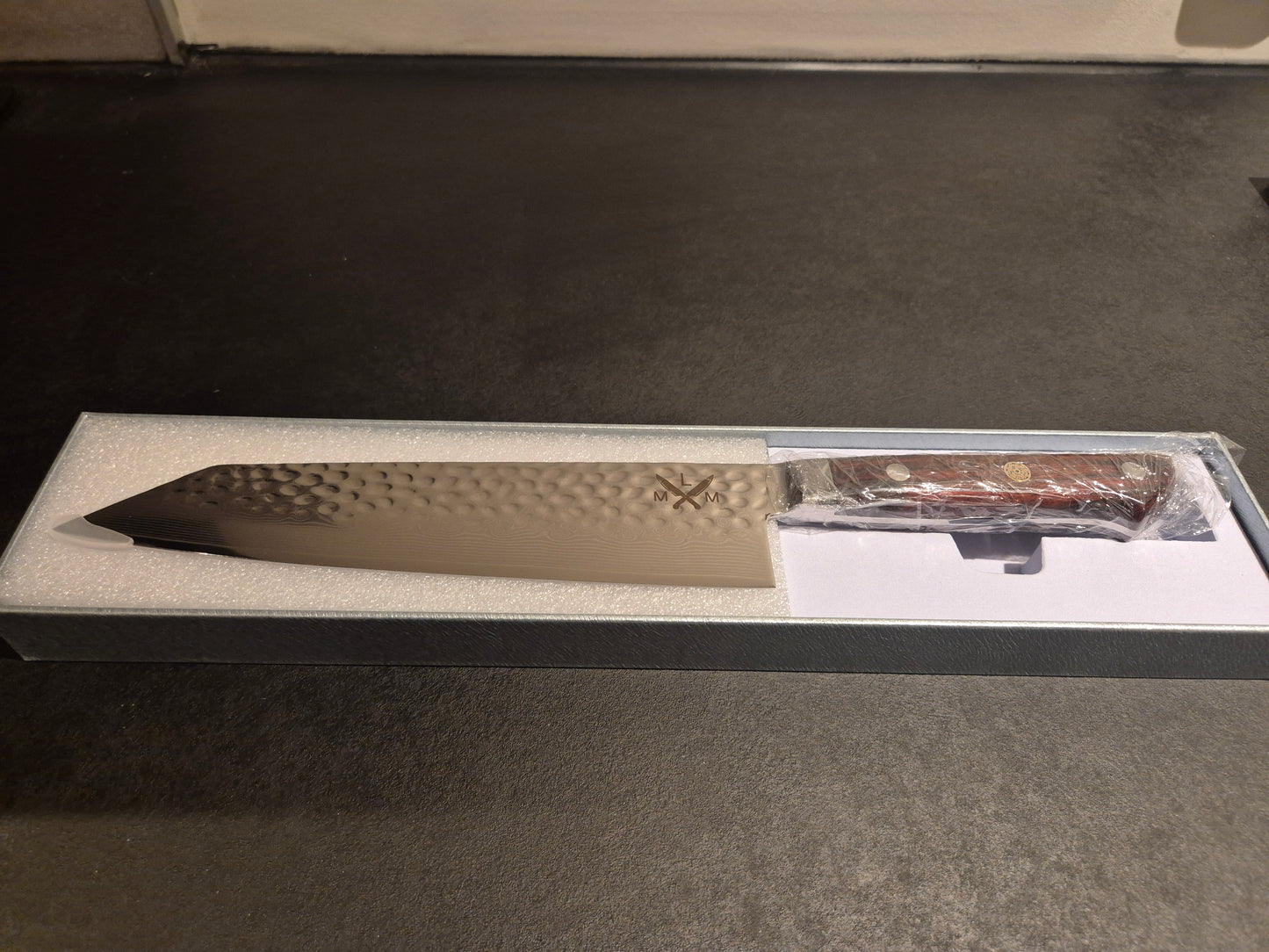 4 setts japansk kokkekniver med vestlig utformet skaft