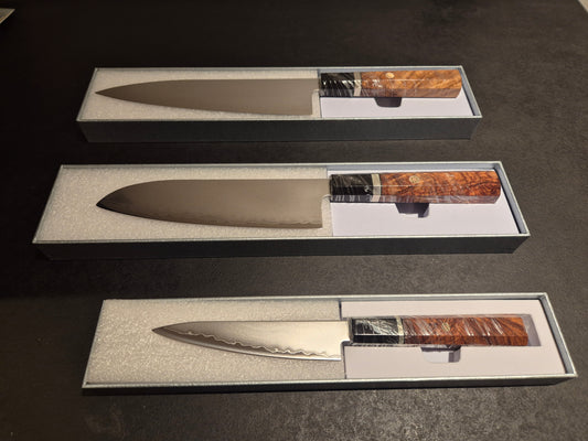 3 sett av ypperste japansk stål i kokkekniv