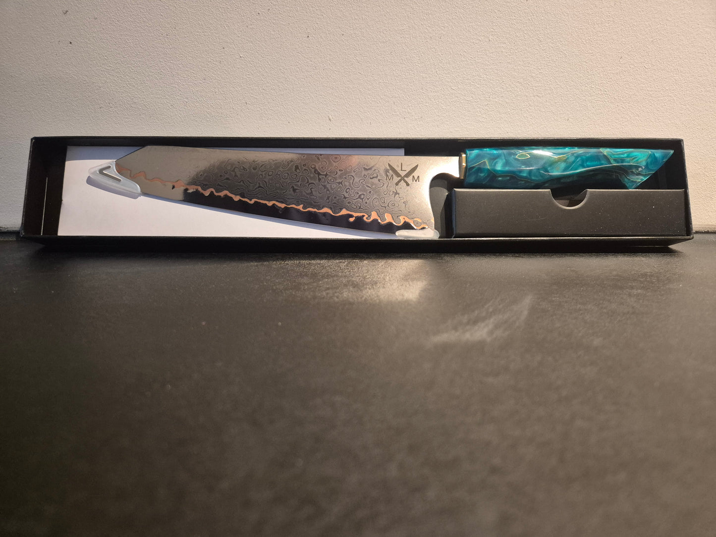 Unik kokkekniv med nydelig skaft